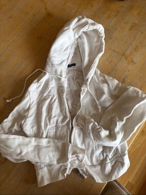 White Hooded Zip-Up Sweatshirt